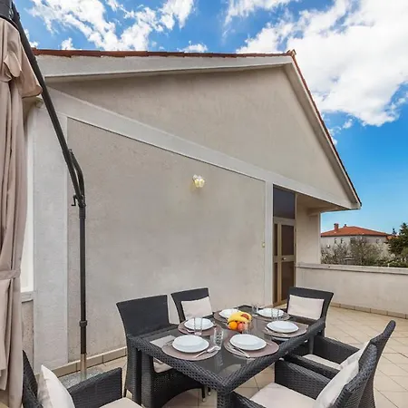 Pensionat Apartman Mare Pula